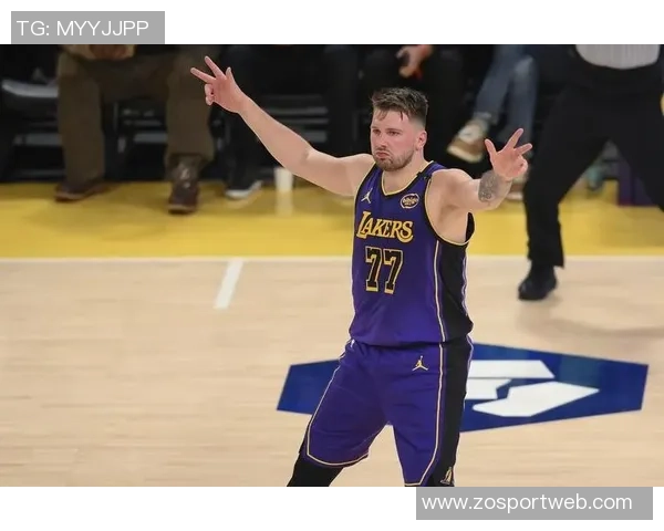 东契奇谈球队氛围良好强调继续赢球与增强默契的重要性